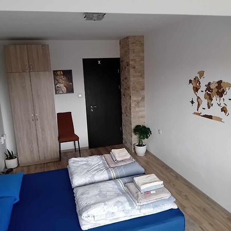 Park View Apartment Plovdiv With Parking Zewnętrze zdjęcie