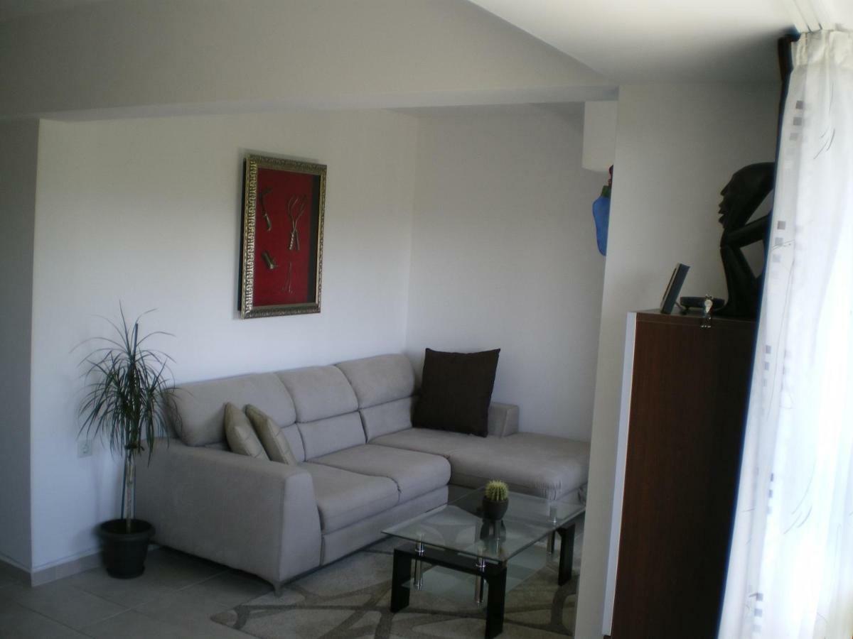 Park View Apartment Plovdiv With Parking Zewnętrze zdjęcie